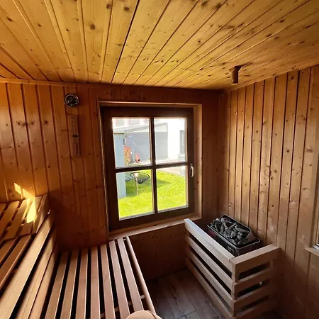 Apartament Fei Schoe *